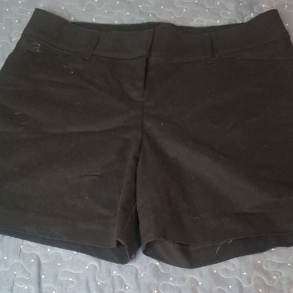 The Limited Black Women's Shorts size 10